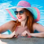 sumergete en la diversion las mejores frases de piscina para disfrutar el verano