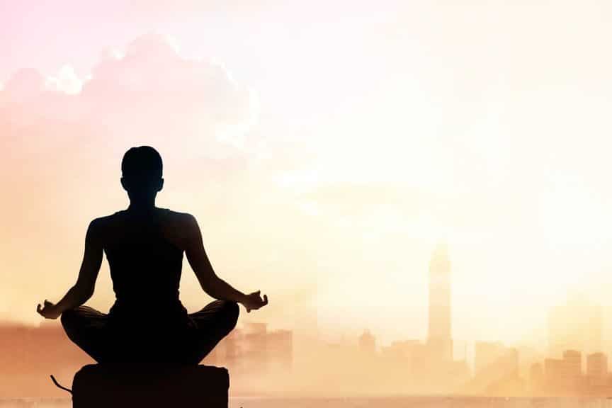 descubre las mejores frases de los yoga sutras para encontrar la paz interior