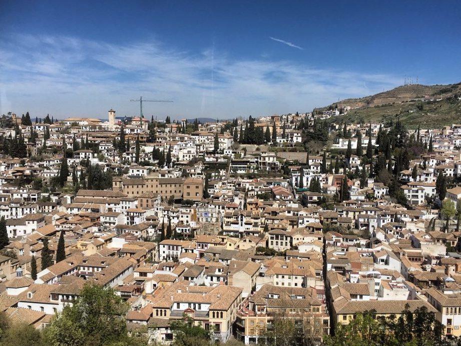 descubre las mejores frases sobre granada la ciudad de la alhambra y la inspiracion