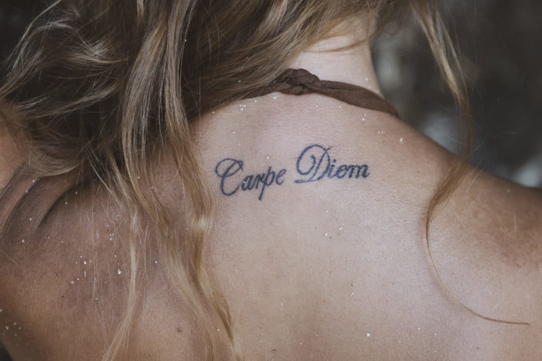 34 tatuajes con frases emotivas para madres inspiracion en fotos