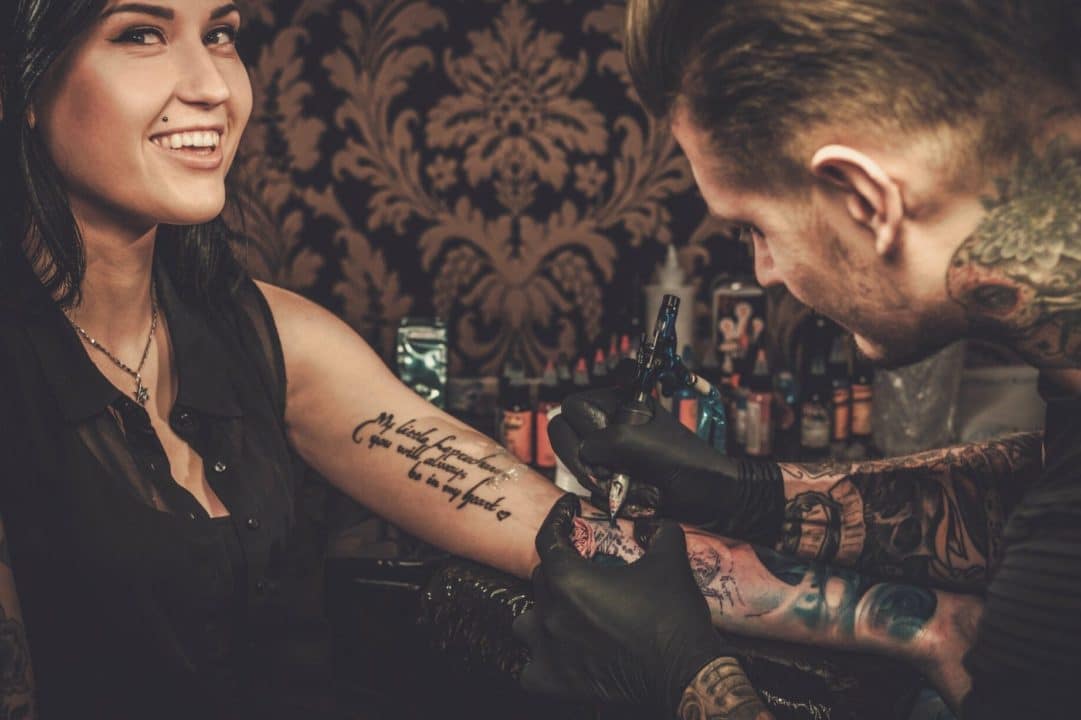 34 frases de la biblia para tatuajes inspiracion divina en tu piel