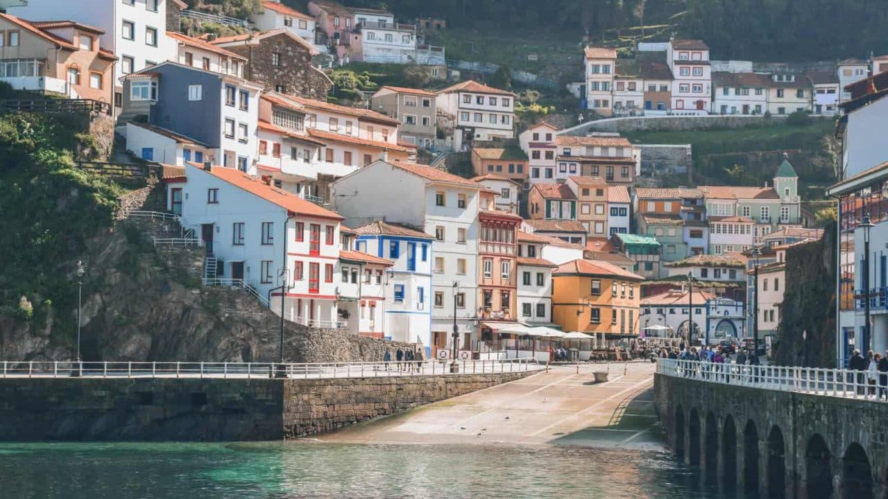 descubre las 46 mejores frases en asturianu una ventana al encanto de asturias