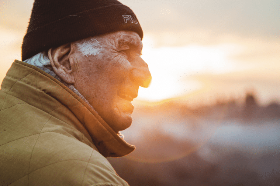 30 inspiradoras frases de sabiduria de personas mayores descubre la experiencia y consejos de vida
