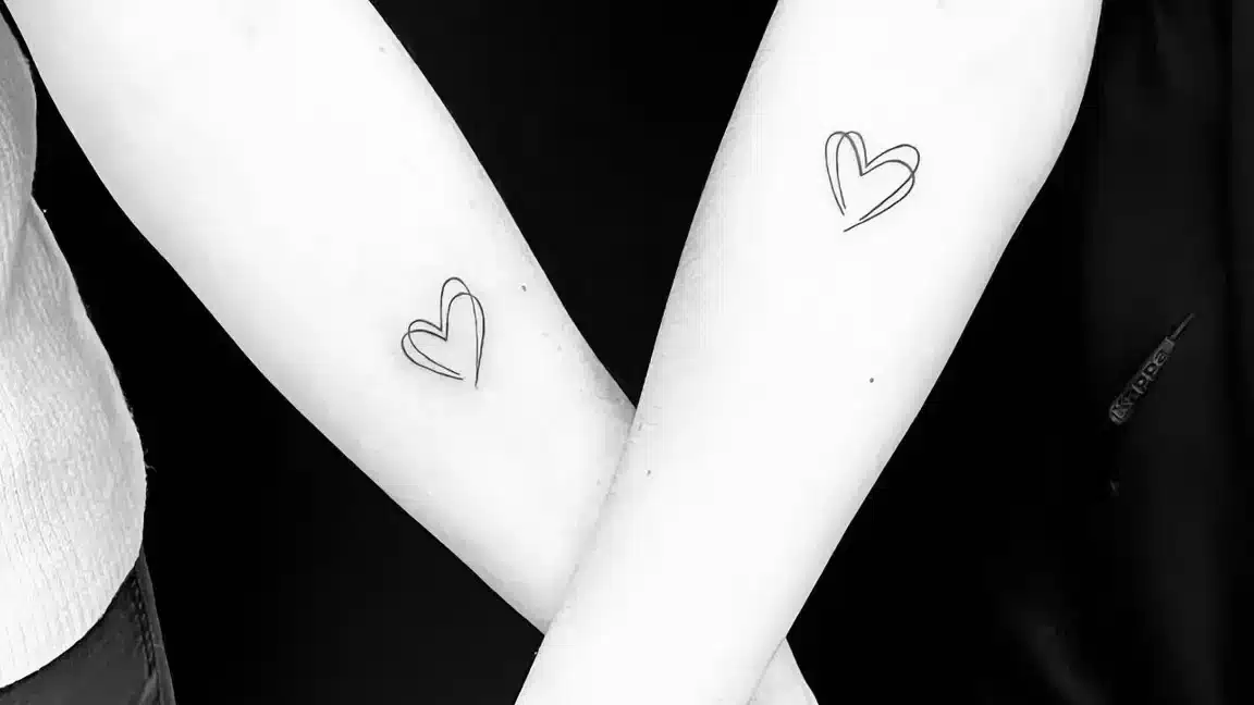 33 frases de hermanas unidas para tatuajes que fortaleceran tu vinculo