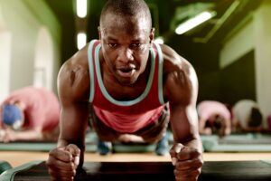34 frases motivadoras para musculosos que te inspirarán a darlo todo en el gimnasio